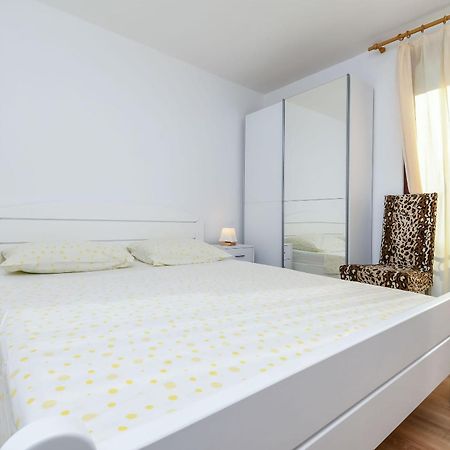Apartments Quiet Севид Экстерьер фото